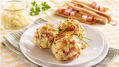 Bread Dumplings with Bacon