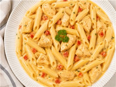 Creamy Pasta with Chicken and Bell Peppers